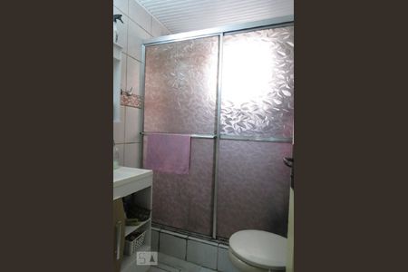 Apartamento para alugar com 76m², 2 quartos e sem vagaBanheiro