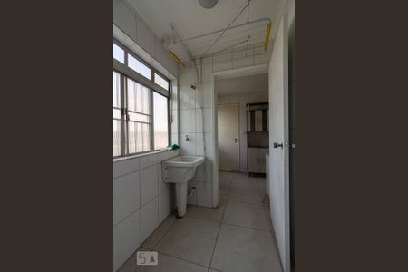 Apartamento à venda com 92m², 3 quartos e 1 vagaÁrea de Serviço