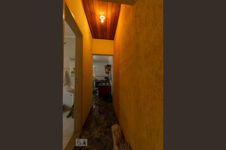 Casa à venda com 400m², 4 quartos e 6 vagasCORREDOR