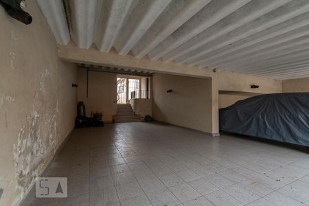 Casa à venda com 400m², 4 quartos e 6 vagasFachada