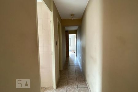 Corredor de apartamento à venda com 2 quartos, 67m² em Vila Suzana, São Paulo
