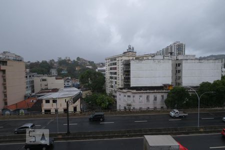 Quarto 1 Vista de apartamento para alugar com 3 quartos, 108m² em Rio Comprido, Rio de Janeiro