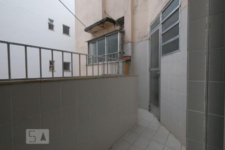 Apartamento para alugar com 108m², 3 quartos e sem vagaVaranda
