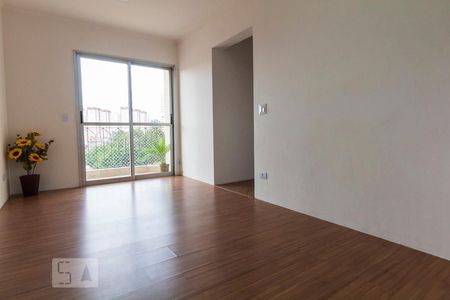 Sala de apartamento para alugar com 3 quartos, 67m² em Jardim Oriental, São Paulo