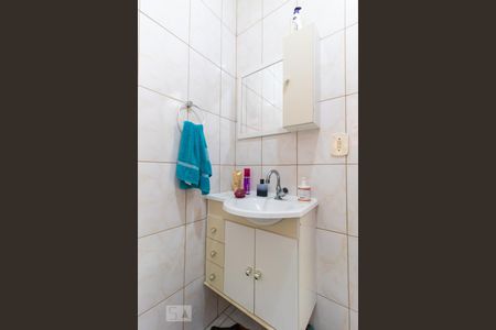 Casa à venda com 102m², 3 quartos e 2 vagasBanheiro 1