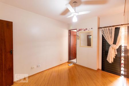 Suíte  de casa à venda com 3 quartos, 102m² em Vila Laís, São Paulo