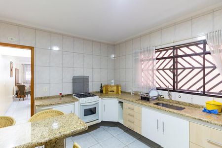 Casa à venda com 102m², 3 quartos e 2 vagasCozinha