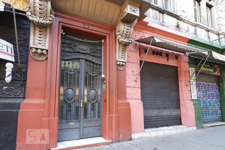 Apartamento à venda com 65m², 2 quartos e sem vaga Apartamento à venda com 65m², 2 quartos e sem vagaFachada