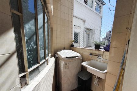 Apartamento à venda com 65m², 2 quartos e sem vaga Apartamento à venda com 65m², 2 quartos e sem vagaÁrea de Serviço