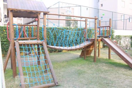 Parquinho de apartamento para alugar com 2 quartos, 47m² em Jardim Colonial, São Paulo