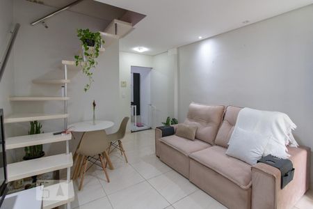 Sala de casa para alugar com 2 quartos, 90m² em Jardim Brasil (zona Norte), São Paulo