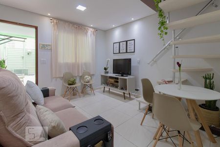 Sala de casa para alugar com 2 quartos, 90m² em Jardim Brasil (zona Norte), São Paulo