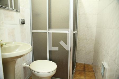 Casa para alugar com 210m², 4 quartos e 5 vagasBanheiro de serviço