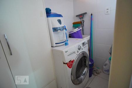 Casa à venda com 95m², 2 quartos e 1 vagaArea de Serviço