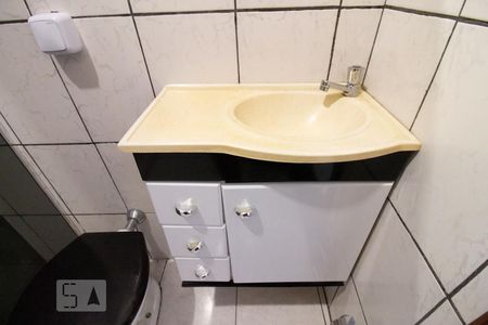Detalhe banheiro de casa para alugar com 4 quartos, 200m² em Jardim Santa Ines, Guarulhos
