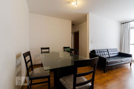 Apartamento para alugar com 78m², 3 quartos e 2 vagasSala