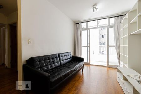 Apartamento para alugar com 78m², 3 quartos e 2 vagasSala