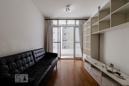 Apartamento para alugar com 78m², 3 quartos e 2 vagasSala