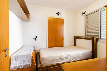 Apartamento para alugar com 78m², 3 quartos e 2 vagasQuarto 2