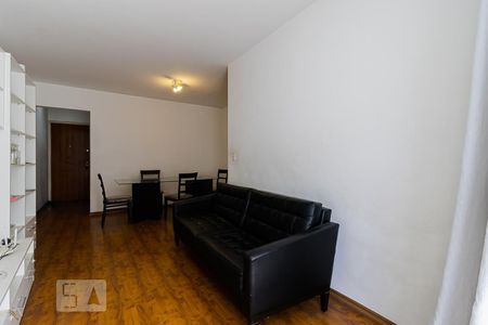 Apartamento para alugar com 78m², 3 quartos e 2 vagasSala