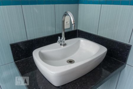 Apartamento para alugar com 60m², 2 quartos e sem vaga Apartamento para alugar com 60m², 2 quartos e sem vagaBanheiro