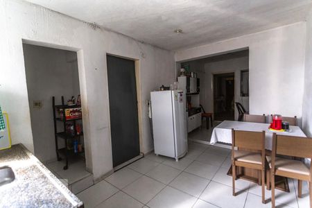 Casa à venda com 451m², 3 quartos e 13 vagasCozinha