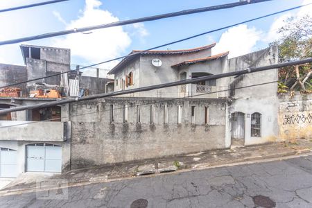 Casa à venda com 451m², 3 quartos e 13 vagasVista quintal da frente