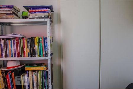 Quarto 2 de casa à venda com 3 quartos, 220m² em Vila Pereira Cerca, São Paulo