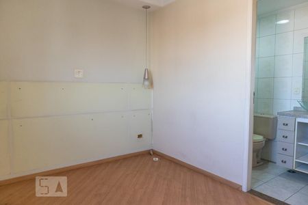 Suíte de apartamento à venda com 3 quartos, 90m² em Vila Gustavo, São Paulo