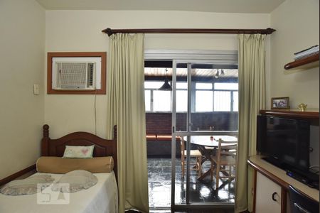 Apartamento à venda com 322m², 4 quartos e 3 vagasQuarto 2