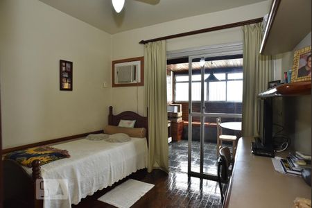 Apartamento à venda com 322m², 4 quartos e 3 vagasQuarto 2