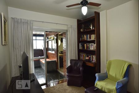 Apartamento à venda com 322m², 4 quartos e 3 vagasQuarto 3