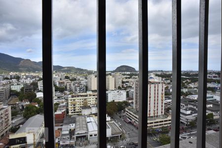 Apartamento à venda com 322m², 4 quartos e 3 vagasVista do Quarto 2