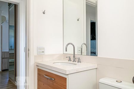 Apartamento à venda com 130m², 4 quartos e 3 vagas Apartamento à venda com 130m², 4 quartos e 3 vagasBanheiro Social