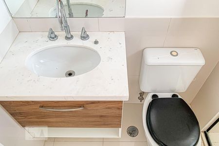 Apartamento à venda com 130m², 4 quartos e 3 vagas Apartamento à venda com 130m², 4 quartos e 3 vagasBanheiro do Quarto 2