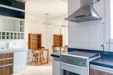 Apartamento à venda com 130m², 4 quartos e 3 vagas Apartamento à venda com 130m², 4 quartos e 3 vagasCozinha