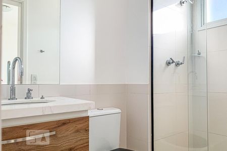 Apartamento à venda com 130m², 4 quartos e 3 vagas Apartamento à venda com 130m², 4 quartos e 3 vagasBanheiro do Quarto 2