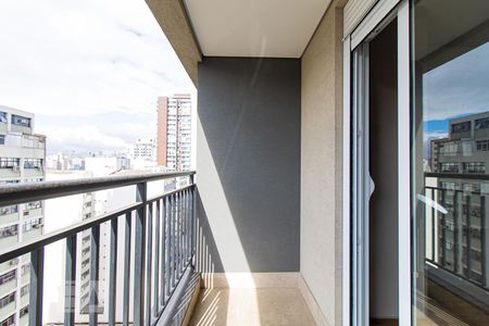 Apartamento para alugar com 34m², 1 quarto e sem vagaSacada