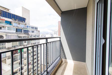 Apartamento para alugar com 34m², 1 quarto e sem vagaSacada