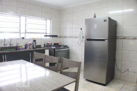 Casa à venda com 140m², 4 quartos e 3 vagasCozinha
