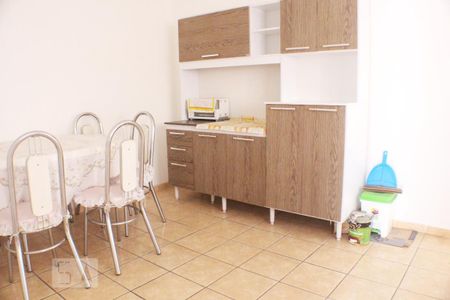 Casa à venda com 140m², 4 quartos e 3 vagasCozinha