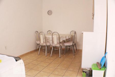 Casa à venda com 140m², 4 quartos e 3 vagasCozinha