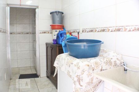 Casa à venda com 140m², 4 quartos e 3 vagasLavanderia