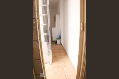 Casa à venda com 140m², 4 quartos e 3 vagasCorredor