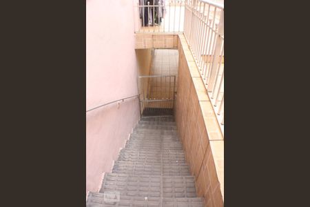 Casa à venda com 140m², 4 quartos e 3 vagasEscada