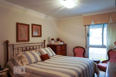 Apartamento à venda com 137m², 3 quartos e 2 vagas Apartamento à venda com 137m², 3 quartos e 2 vagasSuíte