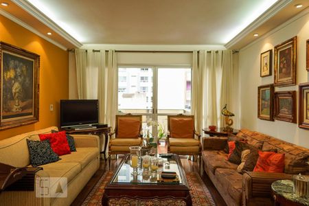 Apartamento à venda com 137m², 3 quartos e 2 vagas Apartamento à venda com 137m², 3 quartos e 2 vagasSala