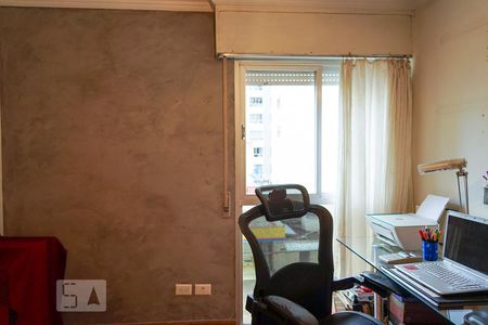 Apartamento à venda com 137m², 3 quartos e 2 vagas Apartamento à venda com 137m², 3 quartos e 2 vagasQuarto 2