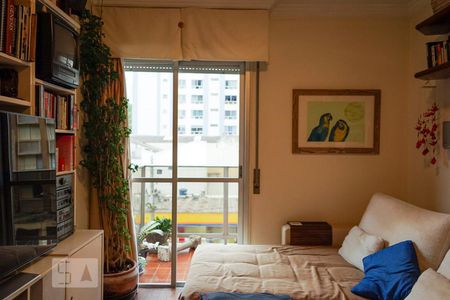 Apartamento à venda com 137m², 3 quartos e 2 vagas Apartamento à venda com 137m², 3 quartos e 2 vagasQuarto 3