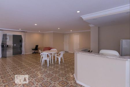 Apartamento à venda com 137m², 3 quartos e 2 vagas Apartamento à venda com 137m², 3 quartos e 2 vagasÁrea comum - Salão de festas